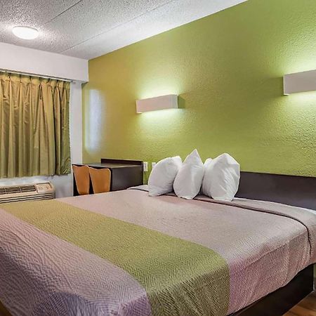 Days Inn By Wyndham Cincinnati I-71 Silverton エクステリア 写真